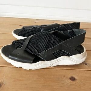 Nike Huarache Sandals